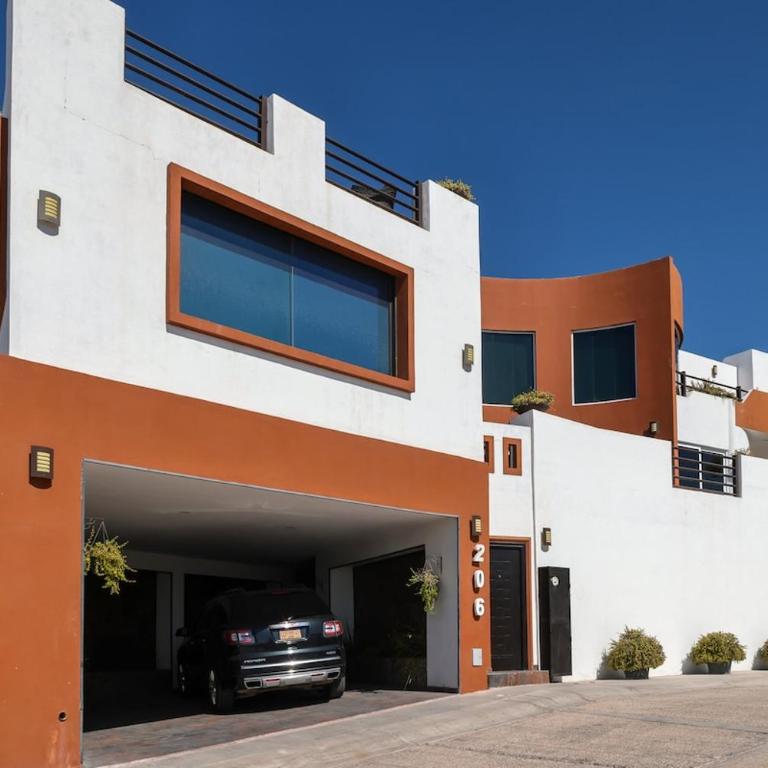 Oceanview 4BR Retreat steps from Malecon in La Paz - Casa - 62