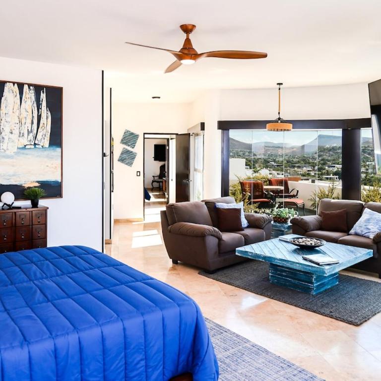 Oceanview 4BR Retreat steps from Malecon in La Paz - Casa - 75