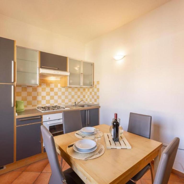 Relaxing Cristal Blu Studio sleeps 3 persons - Apartment - 35