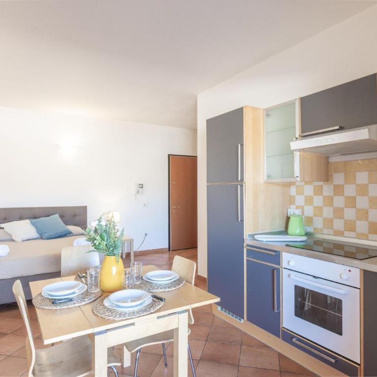 Relaxing Cristal Blu Studio sleeps 3 persons - Apartment - 9