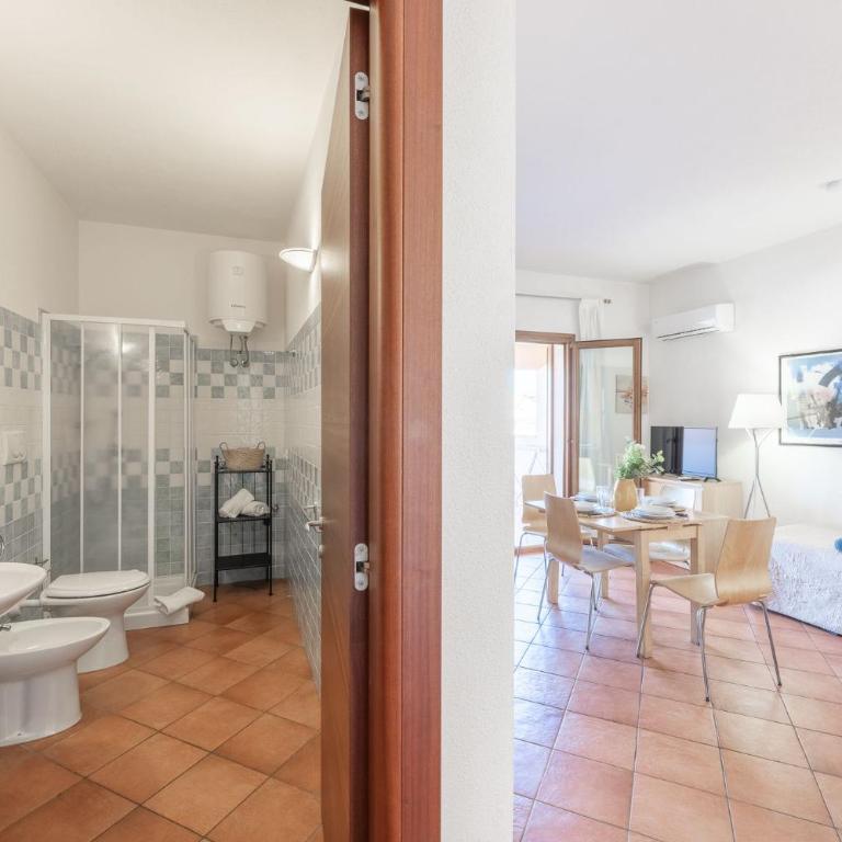 Relaxing Cristal Blu Studio sleeps 3 persons - Apartment - 44