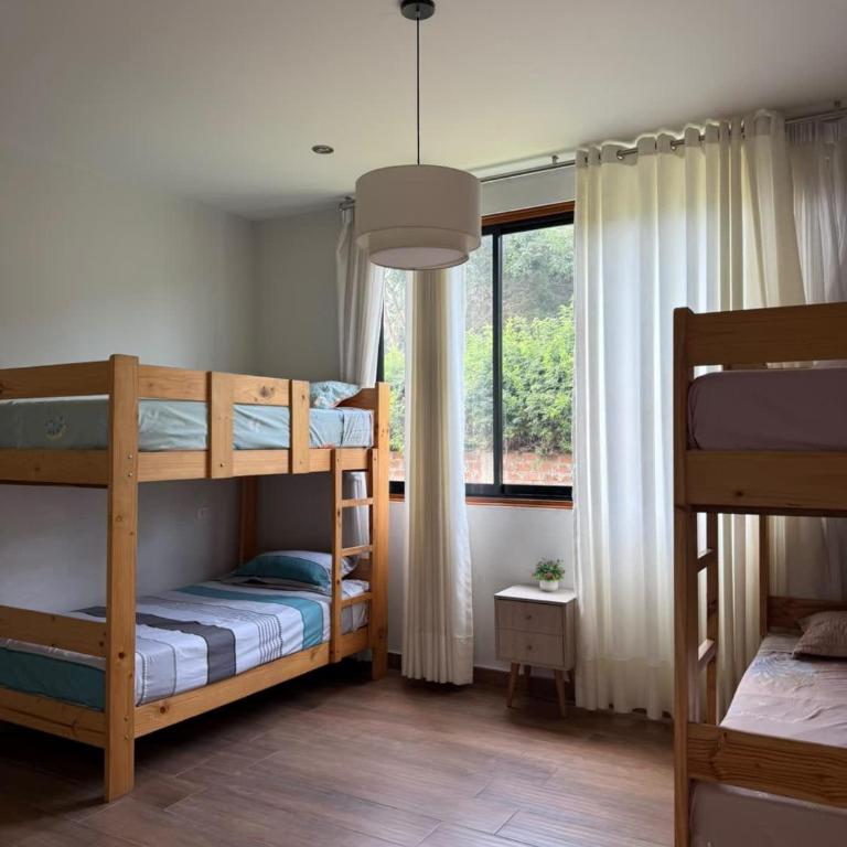 Spacious Home 4BR with Pool in Pachacamac - Vacation Home - 42