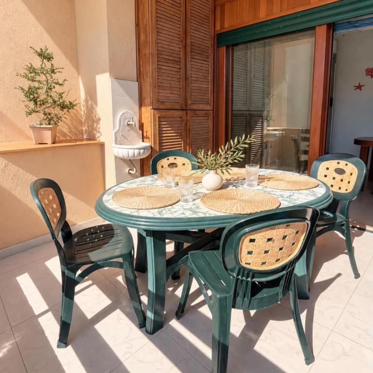 Marlena Apartment Trilocale 5 min dal mare con parcheggio privato - Appartamento con 2 Camere da Letto - 11