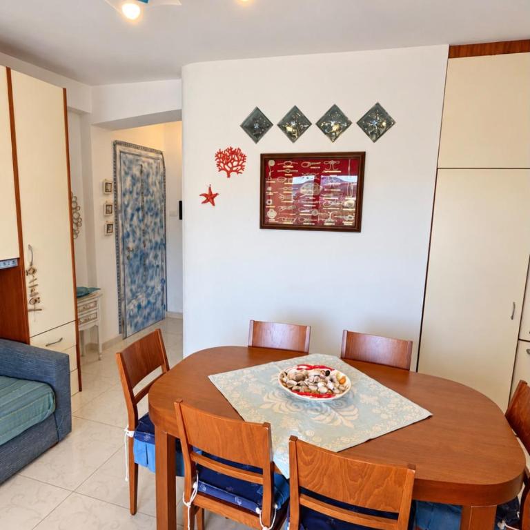 Marlena Apartment Trilocale 5 min dal mare con parcheggio privato - Appartamento con 2 Camere da Letto - 14