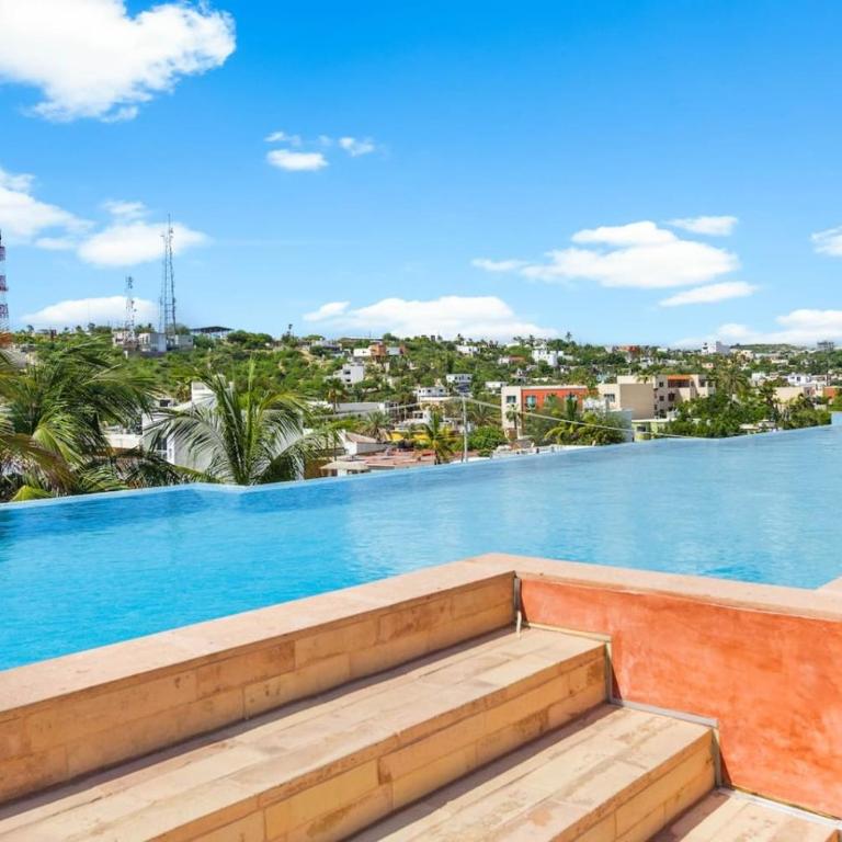 Elegant Art District Condo, Rooftop Infinity Pool - Apartamento - 1