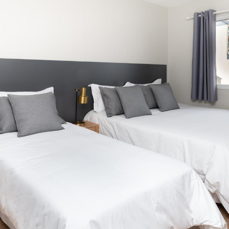 O2 Hotel Bariloche - Triple Room - 10