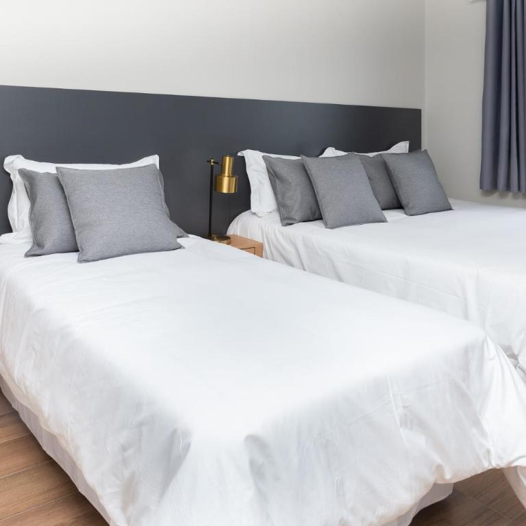 O2 Hotel Bariloche - Triple Room - 11