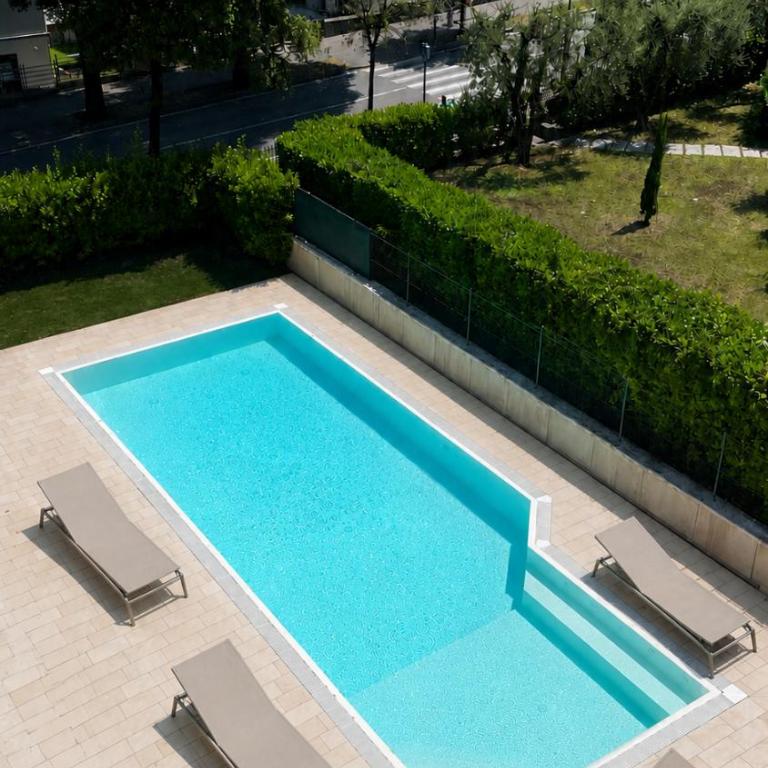 Penthouse lake garda - Appartamento con 2 Camere da Letto, Terrazza e Vista Mare - 8