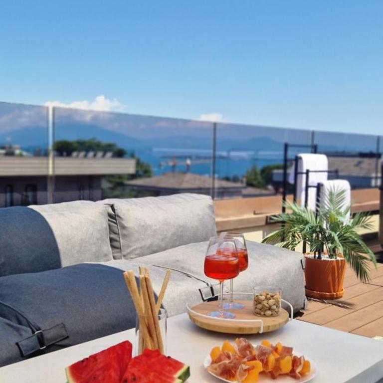 Penthouse lake garda - Appartamento con 2 Camere da Letto, Terrazza e Vista Mare - 24