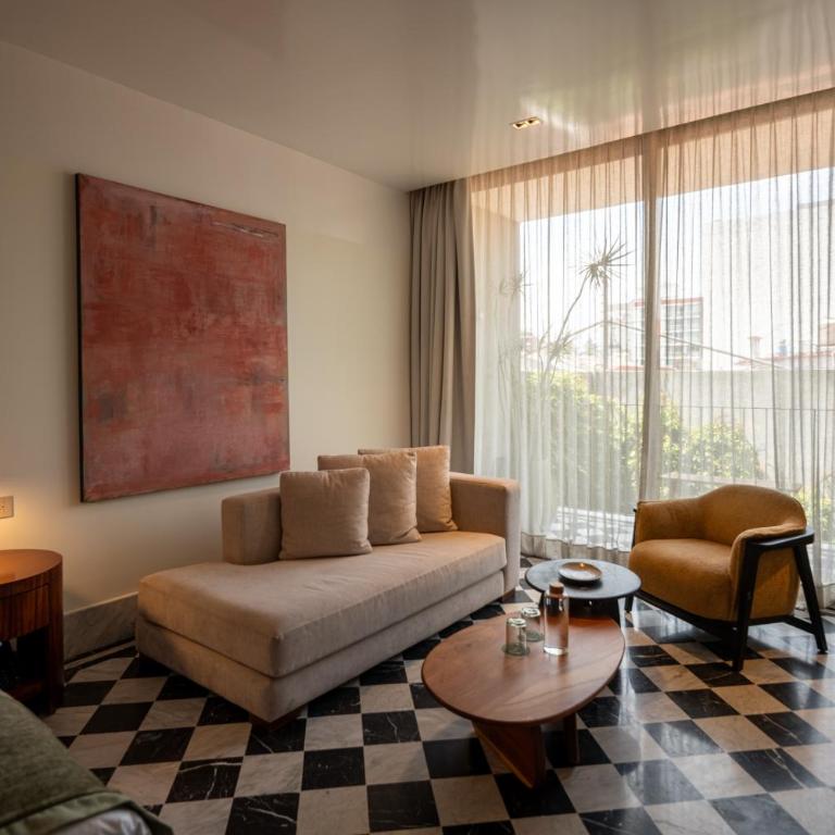 Hotel Dama - Chambre Lit King-Size avec Balcon - 5