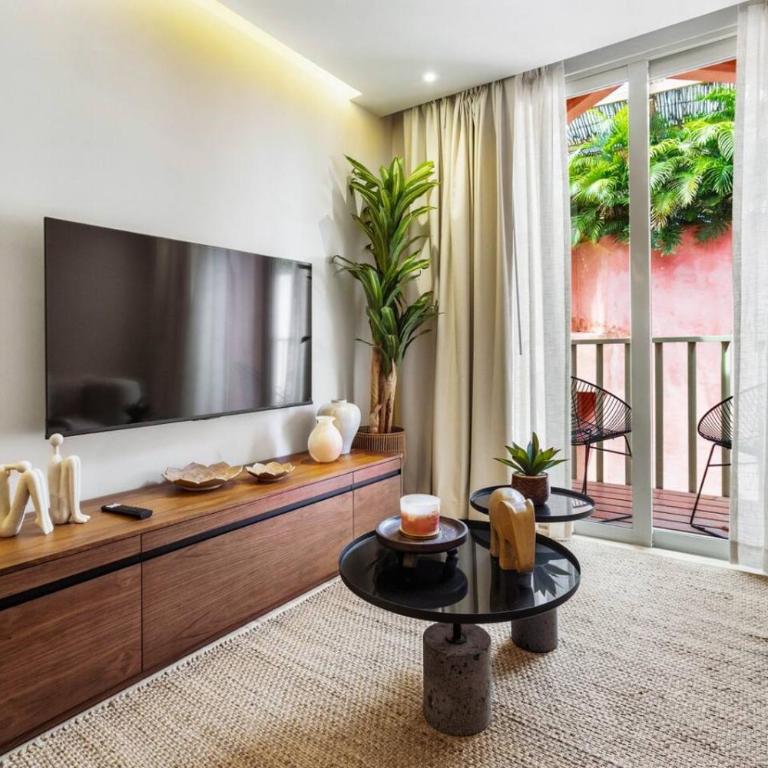 Art District Blush, Rooftop Infinity Pool - Apartment - 4