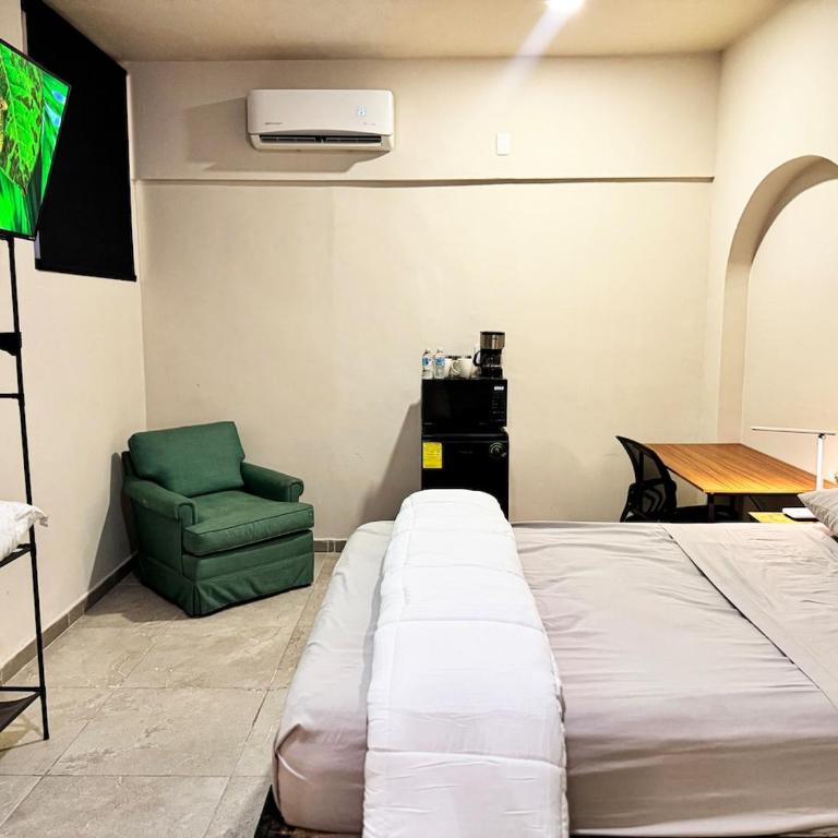 8min to US Consulate Fast WiFi Free Parking - Apartment - 1