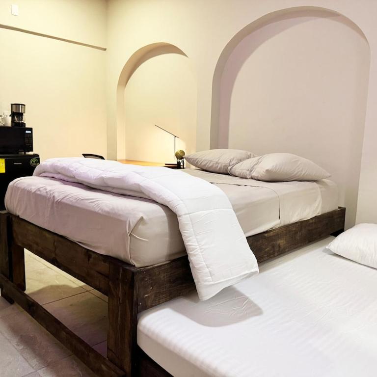 8min to US Consulate Fast WiFi Free Parking - Apartment - 2