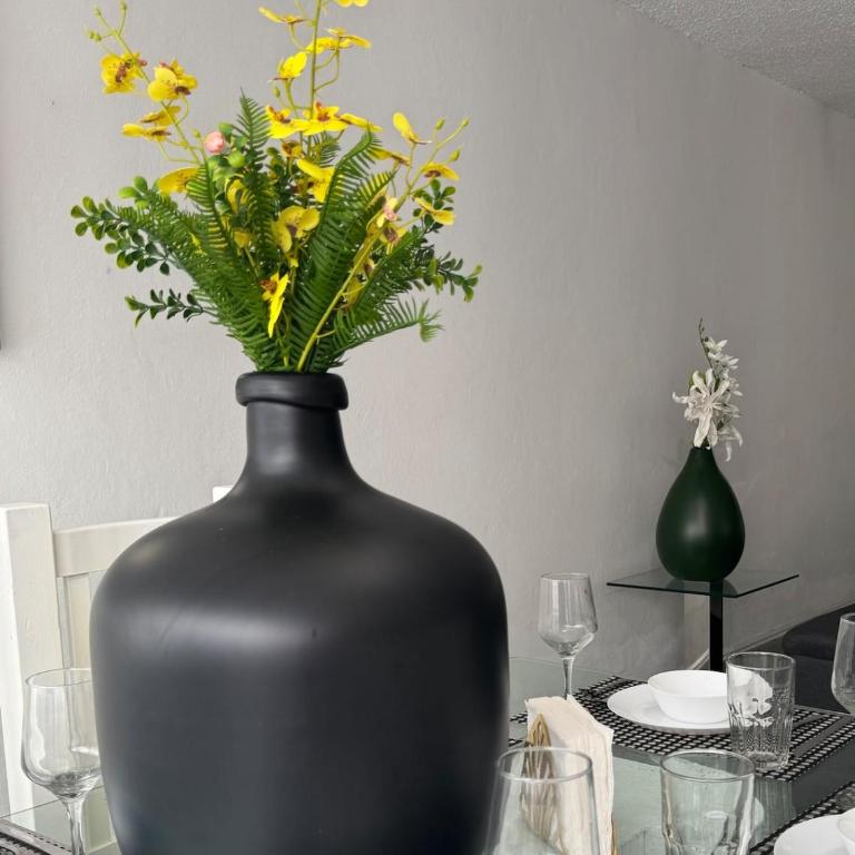 Casa Lienzo - Three-Bedroom Apartment - 8