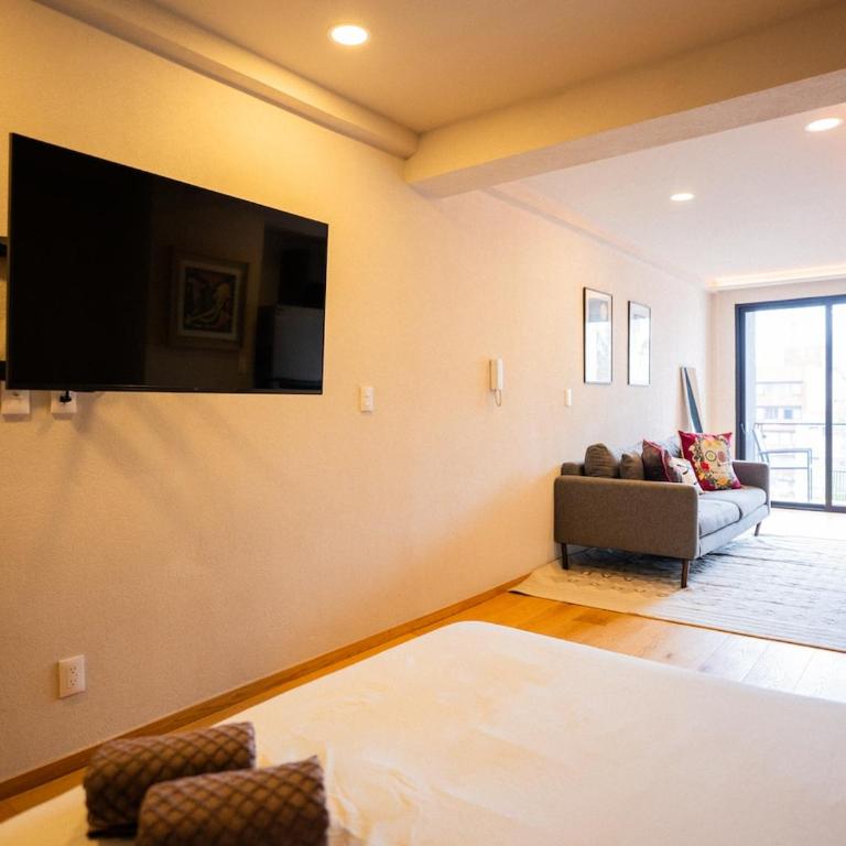 Sunny Roma Norte Studio Balcony and Rooftop Views - Apartamento - 6