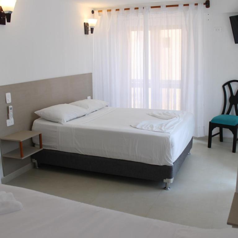 Akel House Hotel - Habitación Triple con balcón - 15