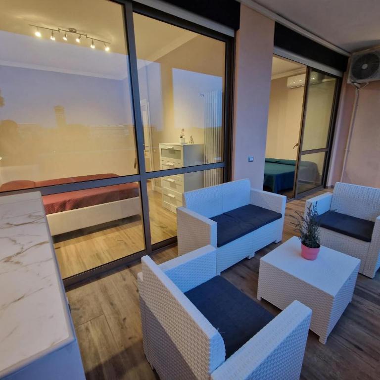 Green Oasis - Appartamento con 2 Camere da Letto - 13