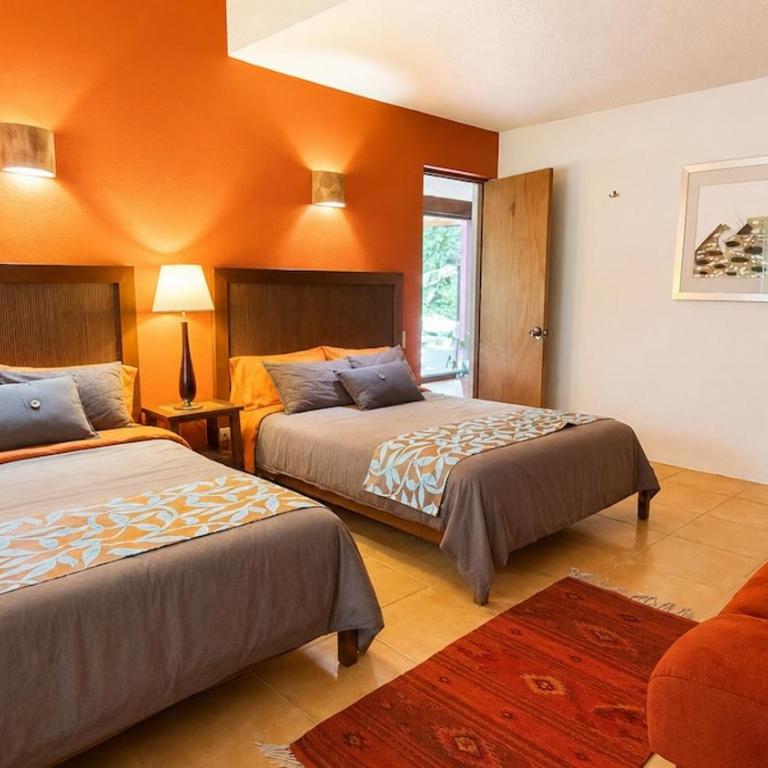 Riverfront King Room w Fireplace & Jacuzzi Access - Habitación Doble Económica - 1