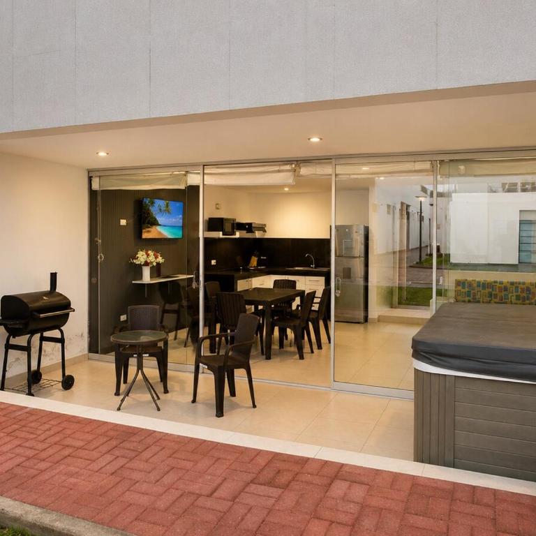 Departamento con Jacuzzi privado y acceso directo al mar - Apartamento de 3 dormitorios - 15