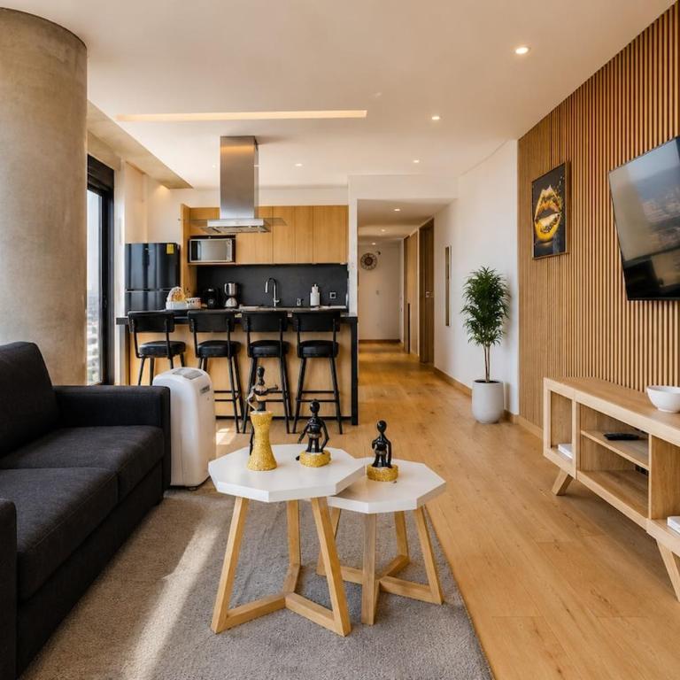 Reforma 24th Floor 2BR Apt View Pool CDMX - Apartment - 2