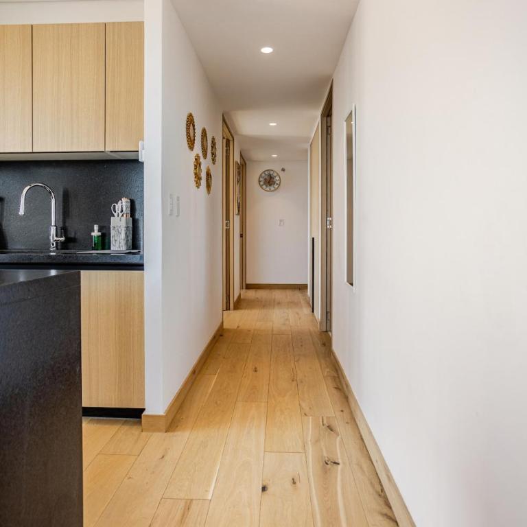 Reforma 24th Floor 2BR Apt View Pool CDMX - Apartment - 27
