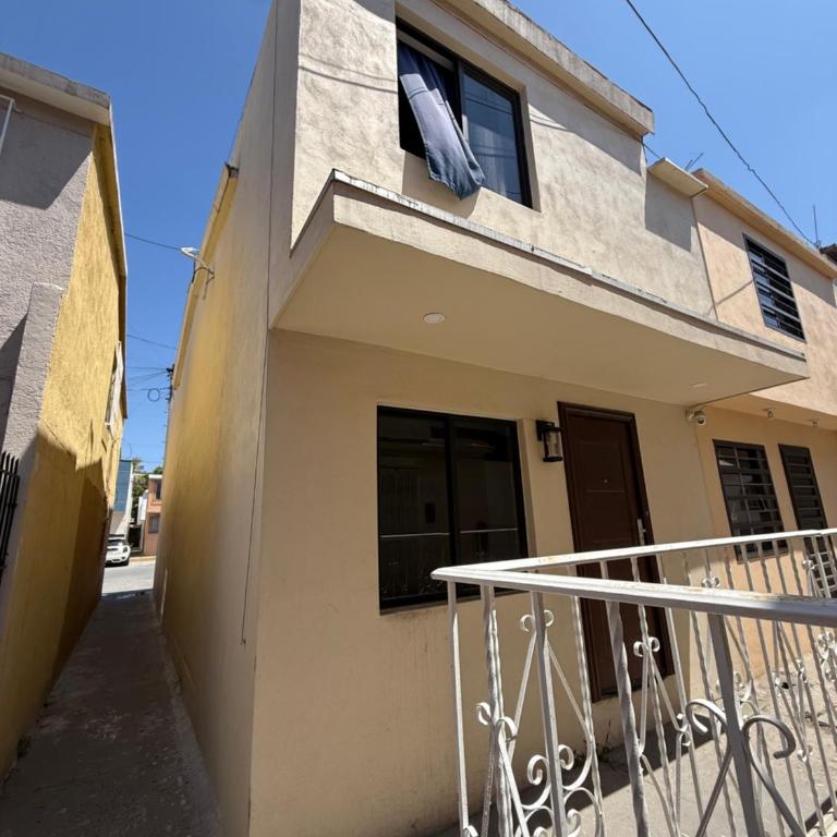 Casa frente ah consulado americano y línea de otay 5 min aeropuerto - Apartamento de 2 dormitorios - 13