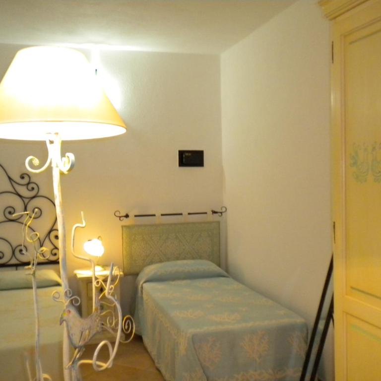 Bed & Breakfast Mare Isole - Camera Tripla Deluxe - 8