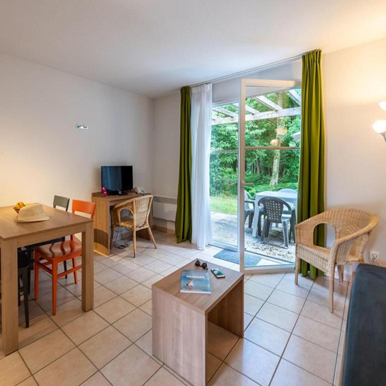 Comfy Duplex Cottage in Saumur - Maison de Vacances 1 Chambre - 10