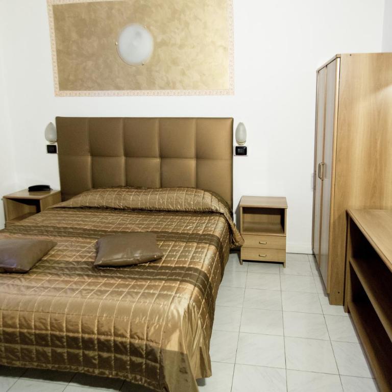 Hotel Europa - Camera Matrimoniale - 4