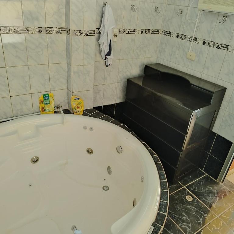 Agua Buena House & Events - Three-Bedroom House - 20