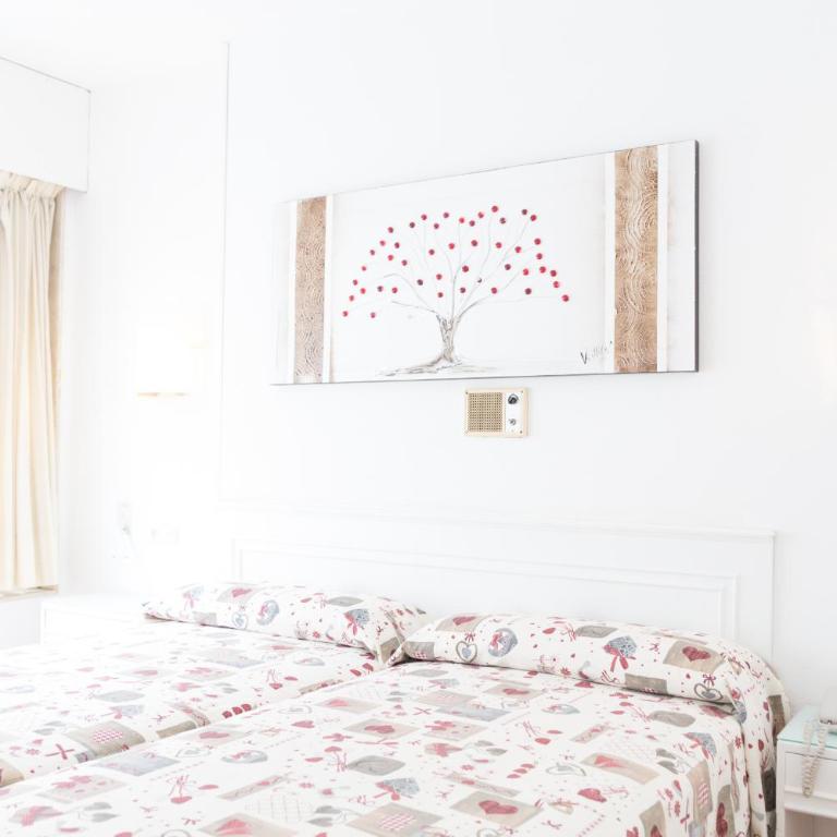 Rey Fernando - Habitación Doble con baño privado - 1 o 2 camas - 32