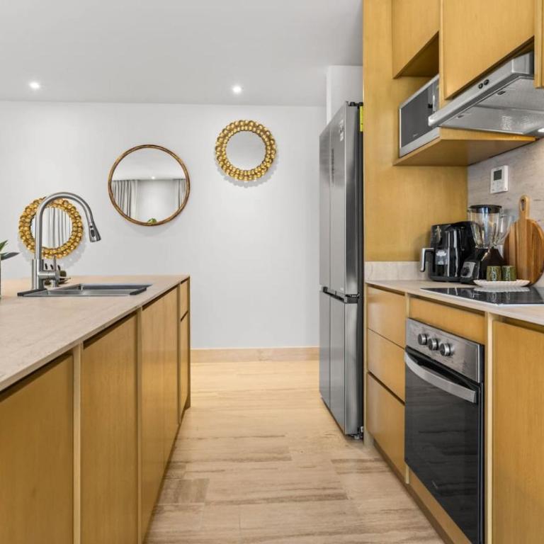Sunny Art District Condo, Rooftop Infinity Pool - Appartement - 8