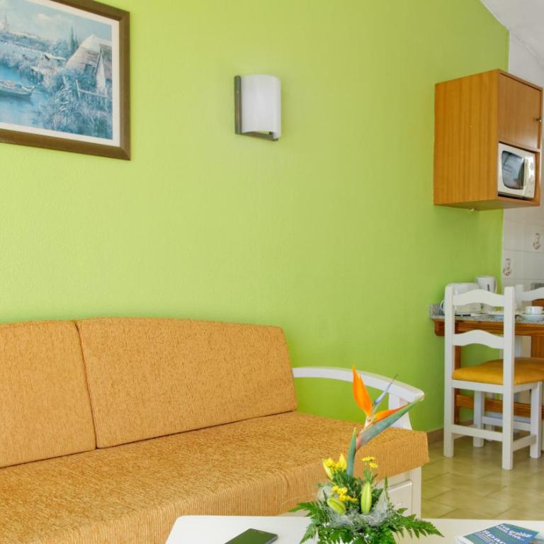 Apartamentos Monteparaiso - One-Bedroom Apartment - 9