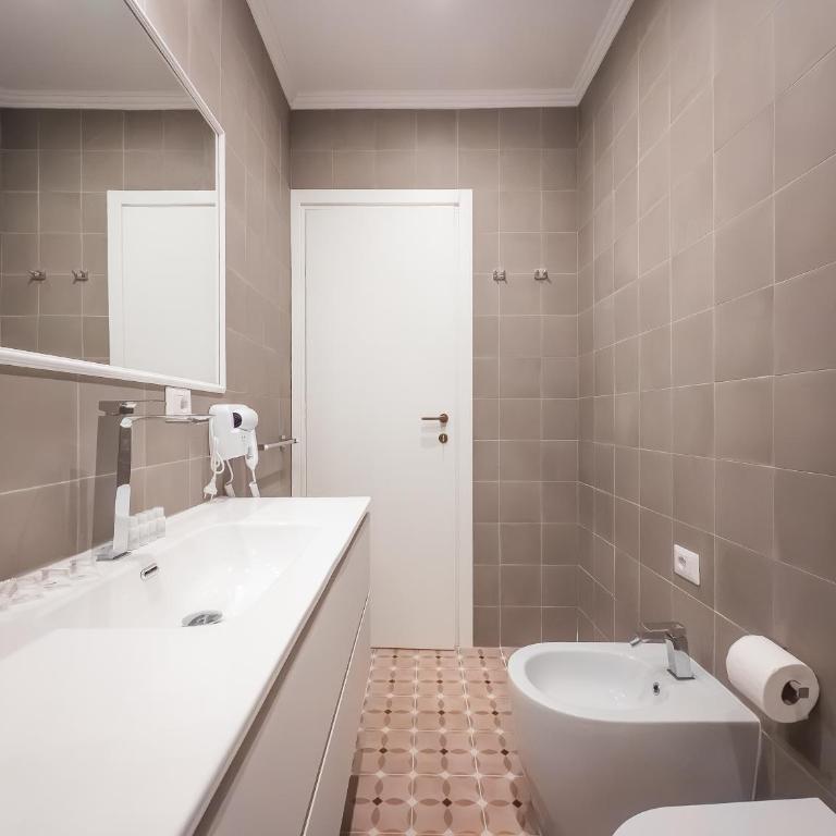 RRRapido Apartments - Via Mercato 24 - Monolocale con Balcone - 4