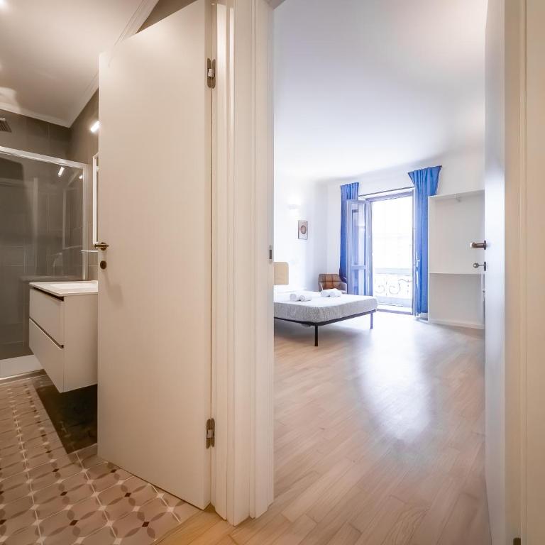 RRRapido Apartments - Via Mercato 24 - Monolocale con Balcone - 3
