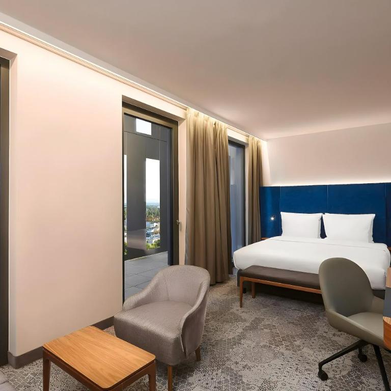 Leonardo Royal Hotel Munich Bavaria Towers - Junior Suite - 2