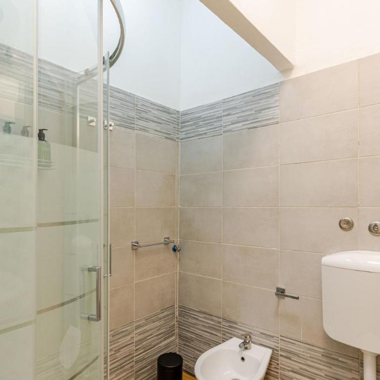 Design Apartment Torino City Center - Appartamento con 2 Camere da Letto - 14