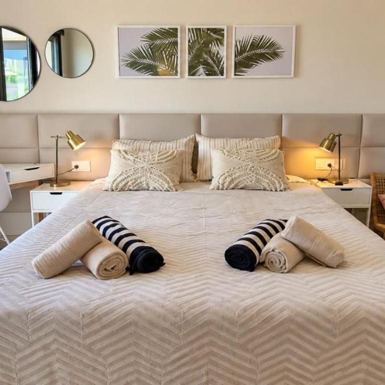 Beachside apartment - Sea Views - La Cala de Mijas - Three-Bedroom Apartment - 4