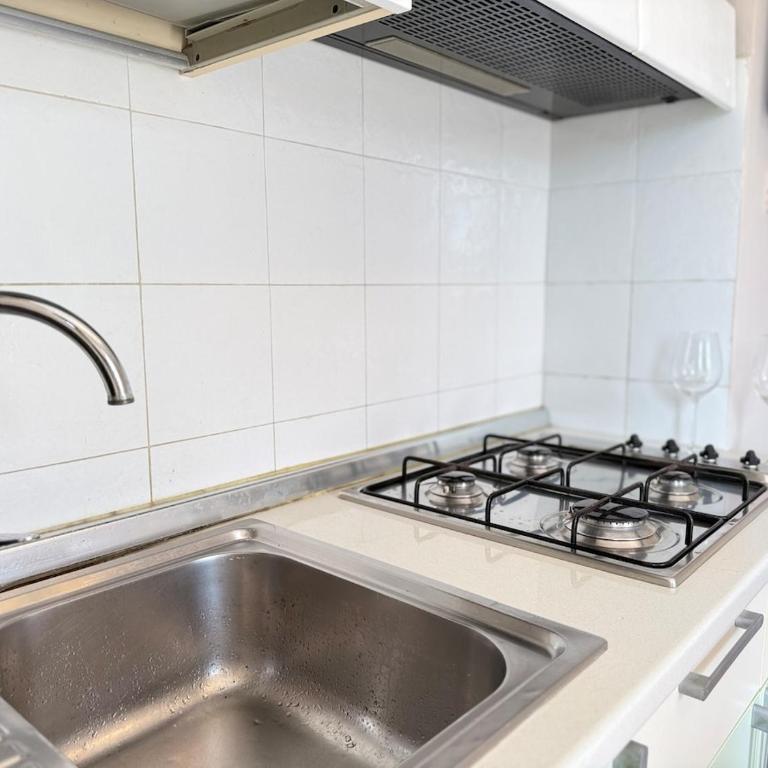 Terrazza privata con vista vicino alla stazione - Appartamento con 1 Camera da Letto - 4