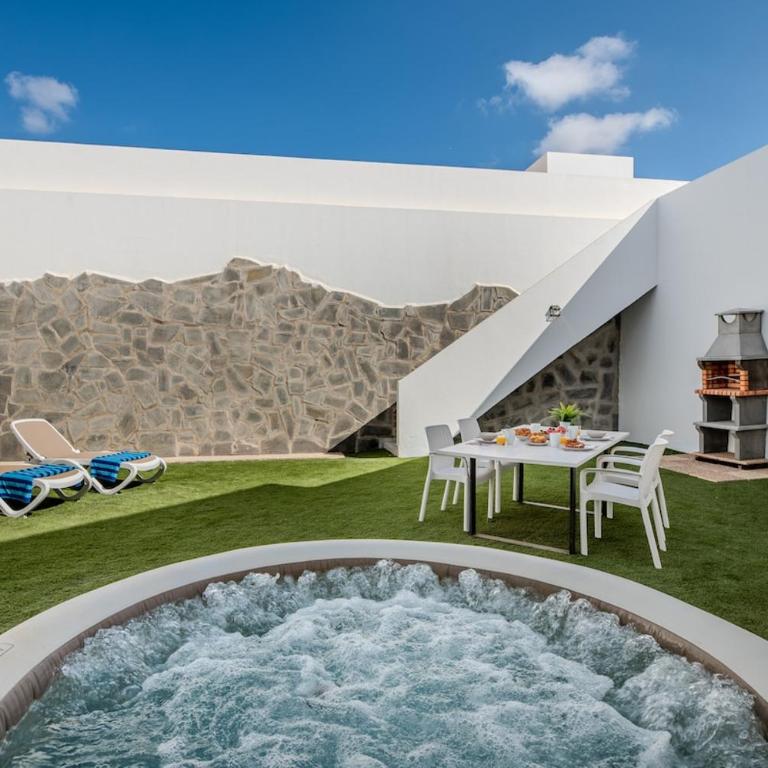 Villa Daisy - Two Homes, One Holiday - Haus mit 6 Schlafzimmern - 21