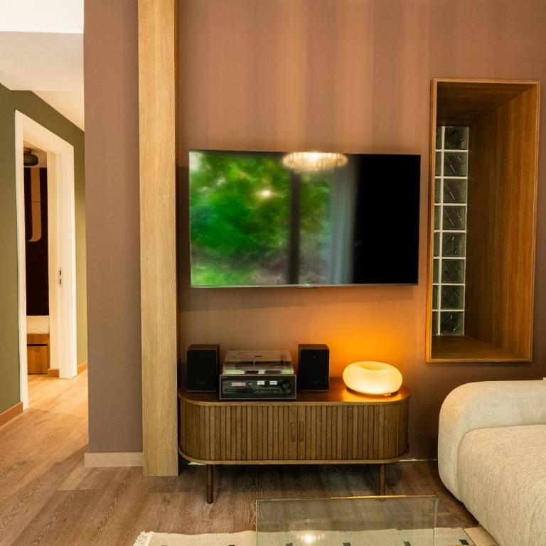 Bright 3BDR Apartment with Garden - FREE PARKING - Apartman sa 3 Spavaće Sobe - 6