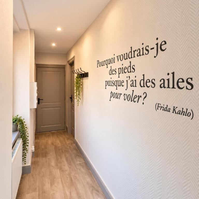 By OZC IMMO - Minuit Deux, Jacuzzi Privatif - Apartment mit 1 Schlafzimmer und Whirlpool - 11
