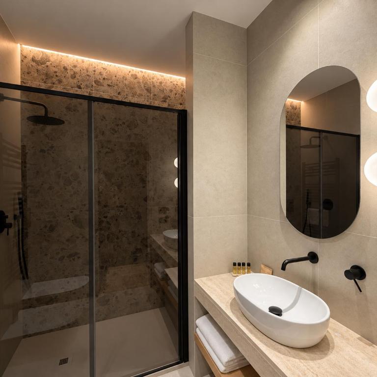 Alvuci - Rooftop Boutique Rooms - Camera Matrimoniale Deluxe con Balcone - 3