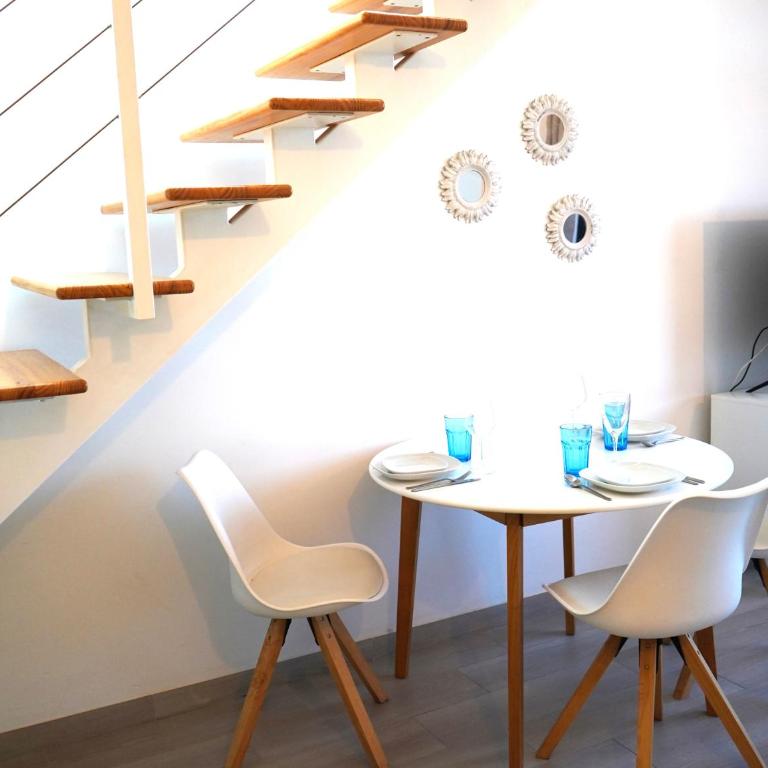 Sunrise Suite penthouse with sea view, sun terrace, AC - Appartamento Attico - 12