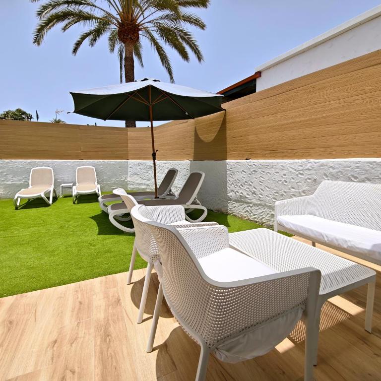 Bungalow with private pool and garden next to the Yumbo Center - Bungalow Superior - 11