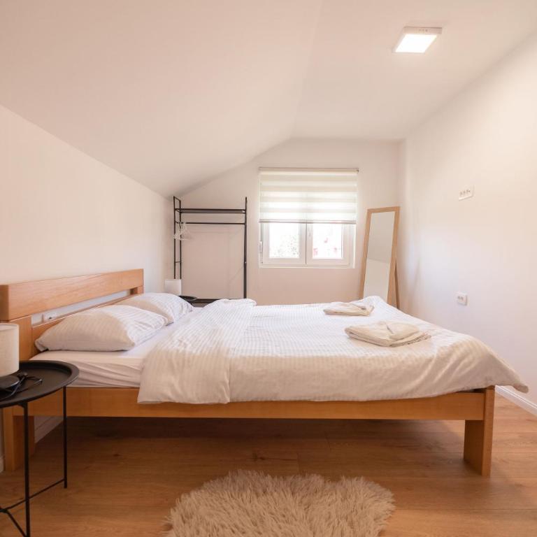 Zabljak Hills City Center - Apartman sa 1 Spavaćom Sobom - Potkrovlje - 9