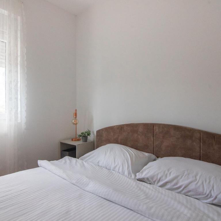 Zabljak Hills City Center - Apartman sa 2 Spavaće Sobe - 10