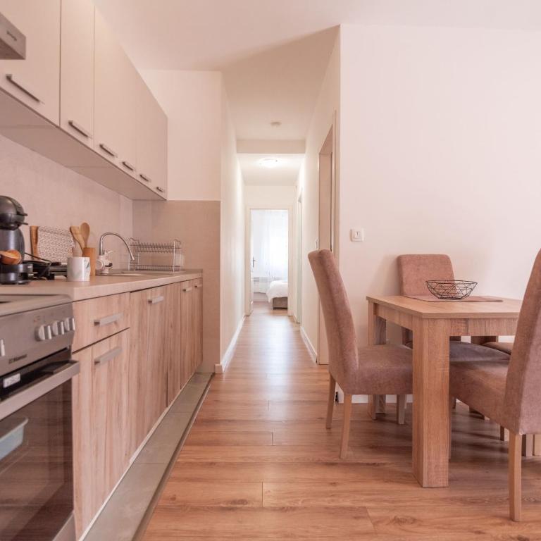 Zabljak Hills City Center - Apartman sa 2 Spavaće Sobe - 21