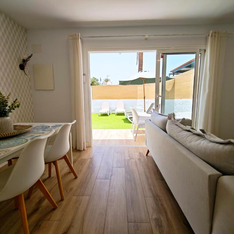 Bungalow with private pool and garden next to the Yumbo Center - Bungalow Superior - 19