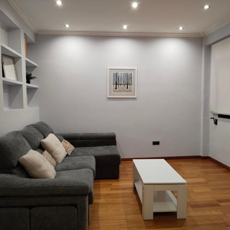 Gaspar Aguilar - Apartamento de 2 dormitorios - 2